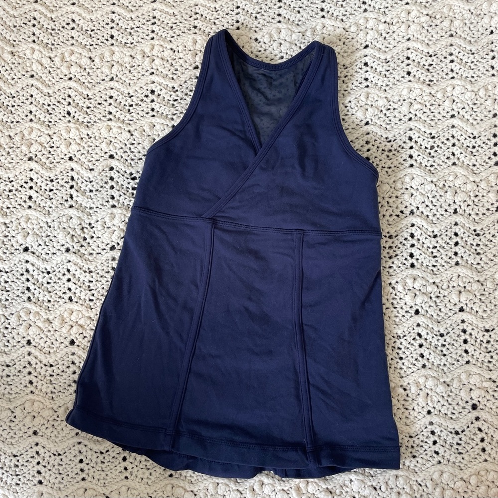 Lululemon Deep V Mesh Back Activewear Muscle Tank Top Blue (Size 6)
